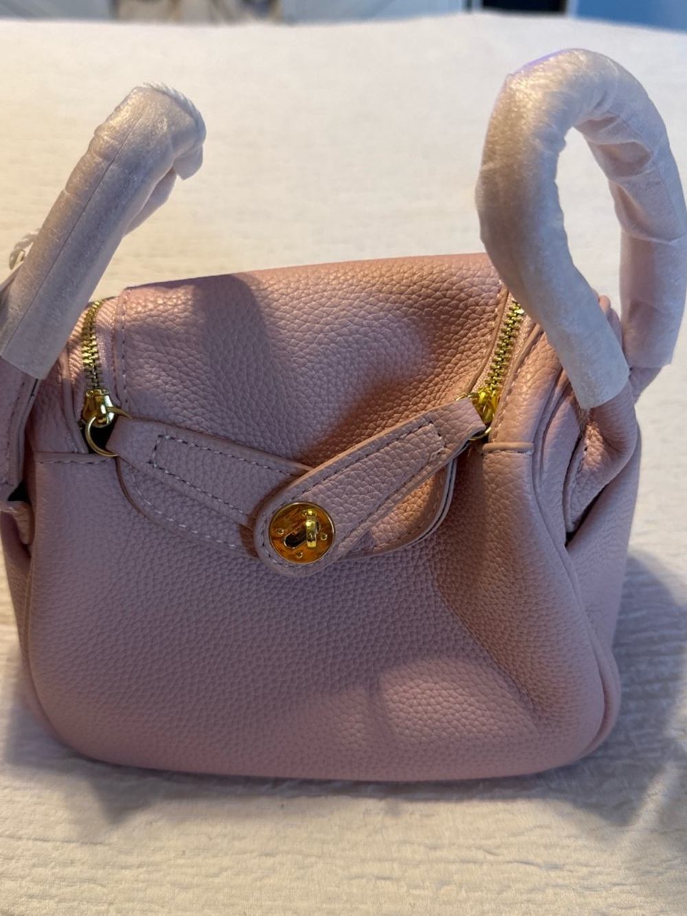 Source Unknown Pink Pebbled Leather Mini Top-Handle Bag with Gold Hardware